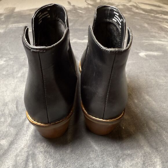 Cole Haan Women's Grand Zero Signature Leather Booties Black Leather Size 5B - Picture 3 of 8